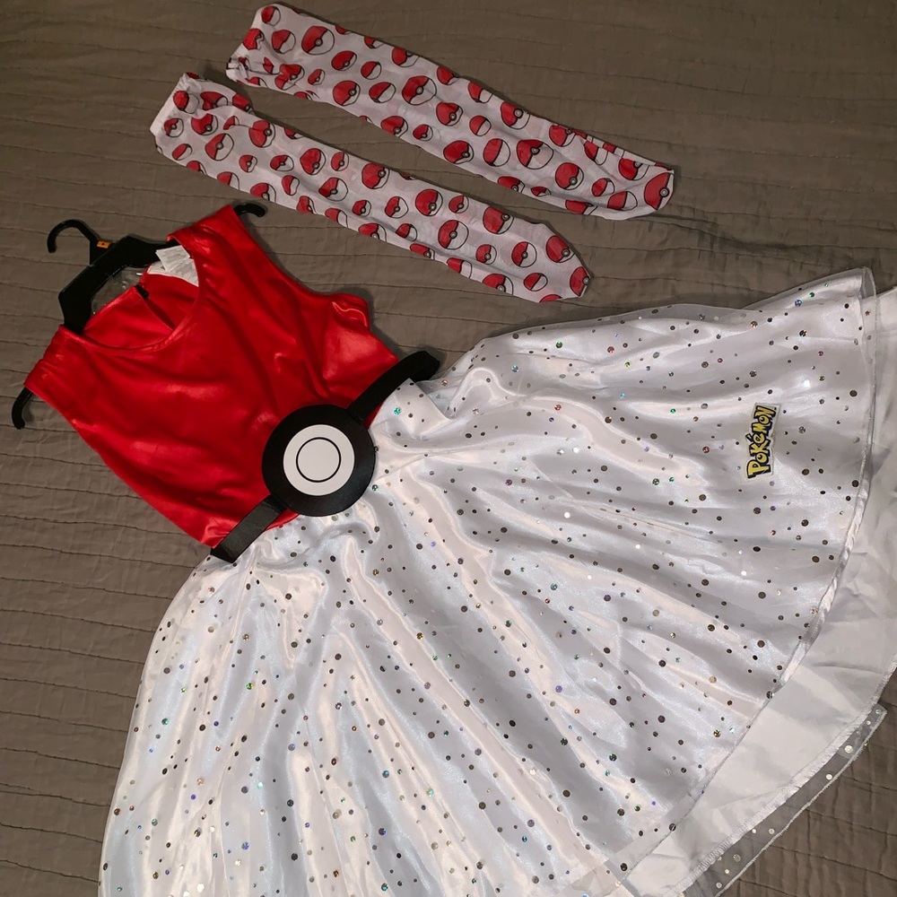 BRAND NEW 4 PEICE SET POKÉ BALL DRESS